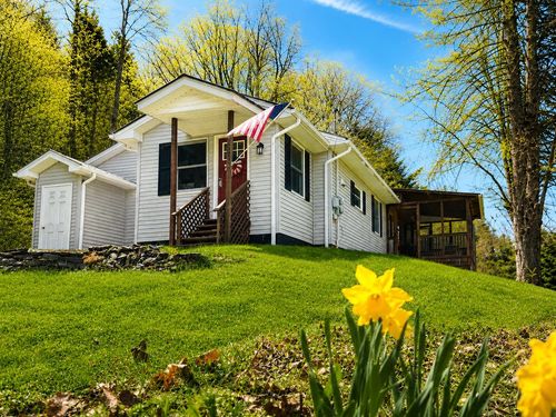 591 Sweet Hollow Rd, Sheldon, VT, 05483-9775 | Card Image