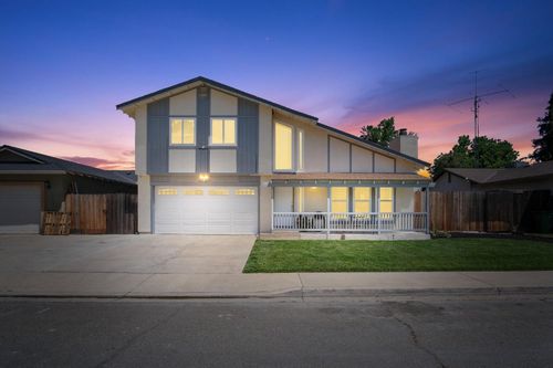 685 Bennington Avenue, Turlock, CA, 95382 | Card Image