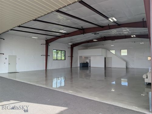 171 Taxi Way Tango, Belgrade, MT, 59714 | Card Image