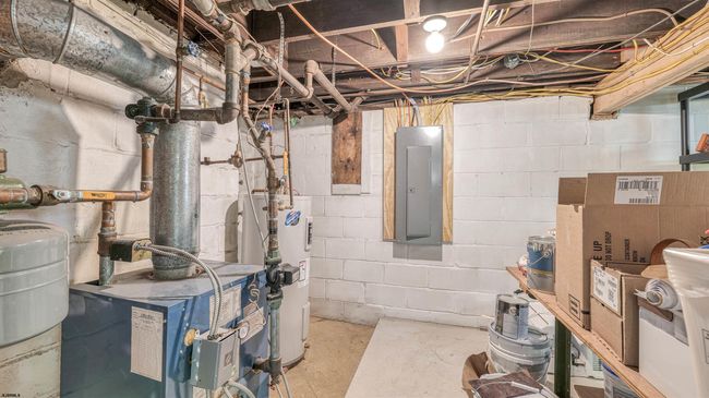 32 W Johnson Ave, House other with 3 bedrooms, 2 bathrooms and null parking in SOMERS POINT NJ | Image 32