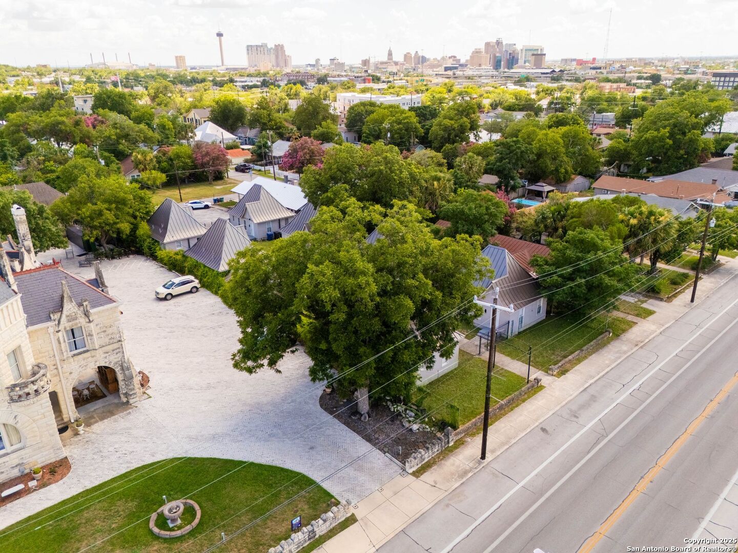 Commercial Sale in San Antonio 3