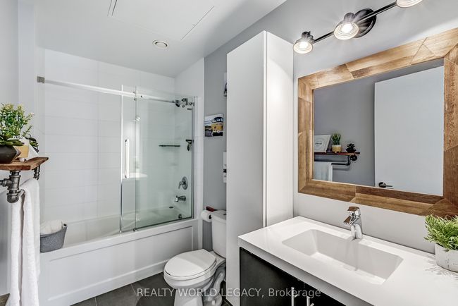 209 - 85 Duke St W, Condo with 1 bedrooms, 1 bathrooms and null parking in Kitchener ON | Image 12