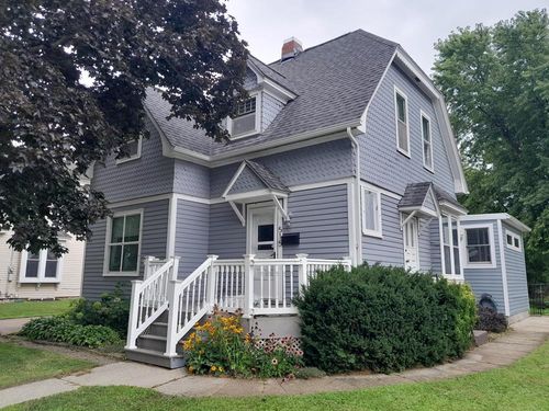 515 N 4th St, PLATTEVILLE, WI, 53818-2132 | Card Image