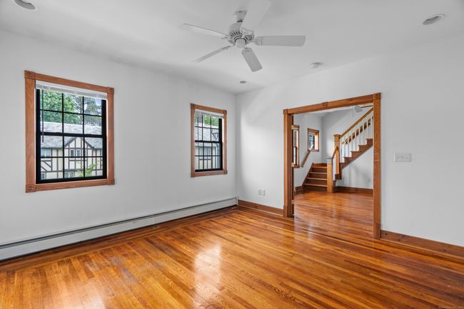 623 Whitney Ave, Home with 21 bedrooms, 13 bathrooms and 12 parking in New Haven CT | Image 8