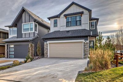 89 Sage Hill Cres Nw, House other with 3 bedrooms, 2 bathrooms and 4 parking in Calgary AB | Image 2