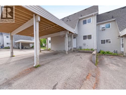 2221 5 Ave Ne, Salmon Arm, BC, V1E2J9 | Card Image