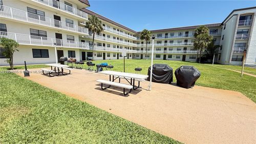 apt-405-500 Ne 2nd St, Dania Beach, FL, 33004-3375 | Card Image