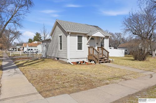 810 E 16th St, Fremont, NE, 68025-3569 | Card Image