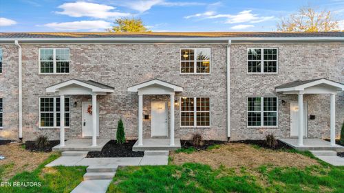 204-481 Broome Rd, Knoxville, TN, 37909-2149 | Card Image