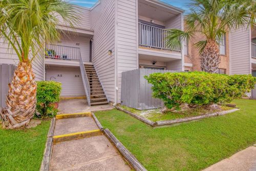 apt-a3-3220 69th St, Galveston, TX, 77551-2076 | Card Image