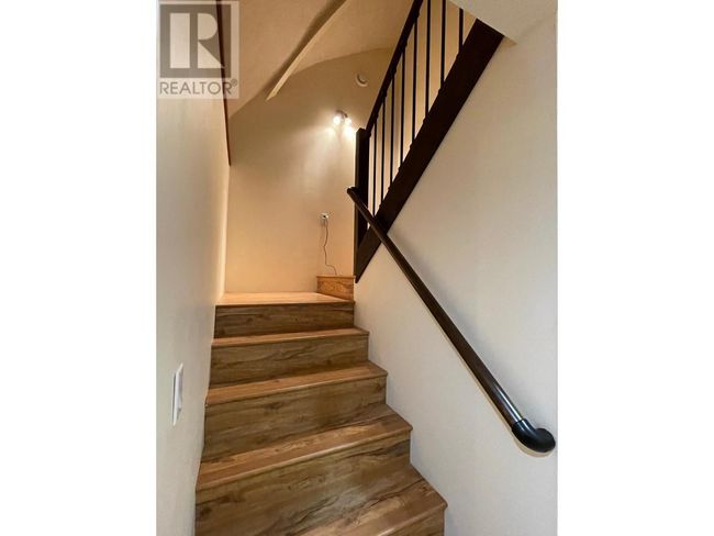 1910 Hulme Creek Rd, House other with 3 bedrooms, 2 bathrooms and 1 parking in Kootenay Boundary BC | Image 17