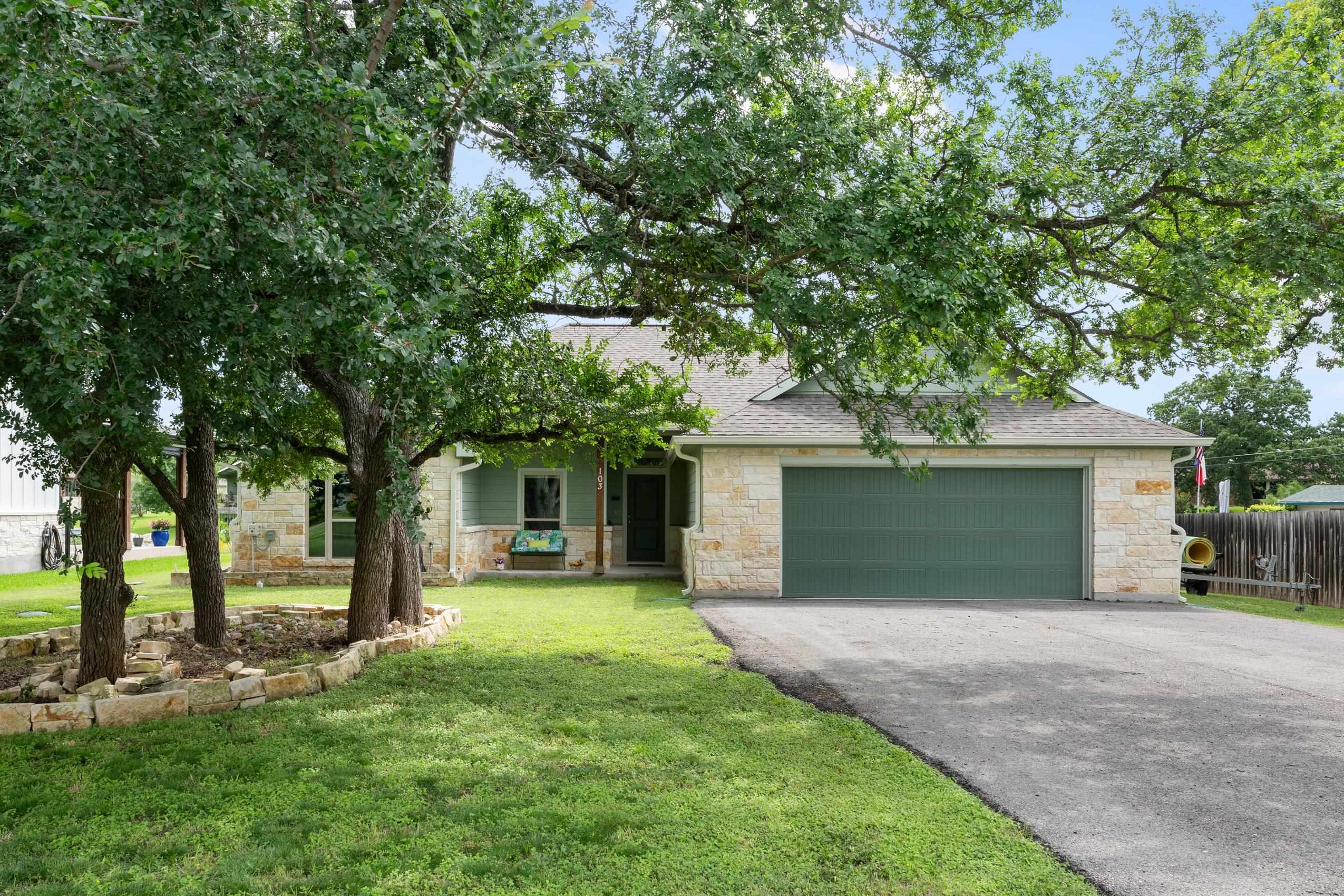 Crane Dr, Marble Falls, TX 78654
