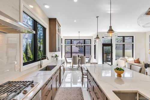 751 S Bates St, Birmingham, MI, 48009-1955 | Card Image