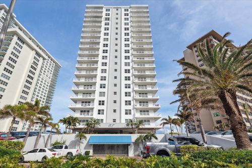 2003-3850 Galt Ocean Dr, Fort Lauderdale, FL, 33308 | Card Image