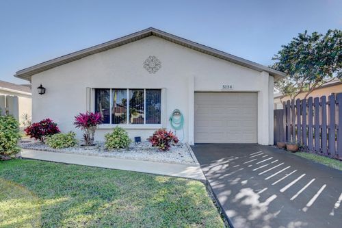5136 Mirror Lakes Blvd, Boynton Beach, FL, 33472-1212 | Card Image