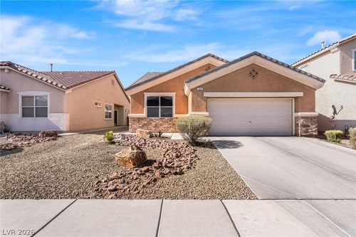 320 Fox Blitz Ave, North Las Vegas, NV, 89031-1313 | Card Image