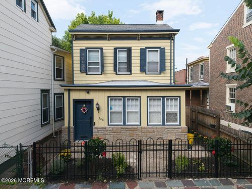 126 Jackson St, Trenton, NJ, 08611-1720 | Card Image