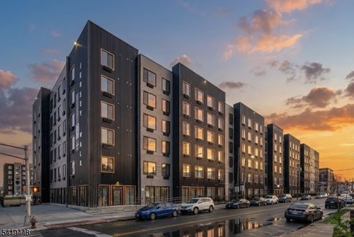 apt-533-925 E Jersey St, Elizabeth, NJ, 07201-3446 | Card Image