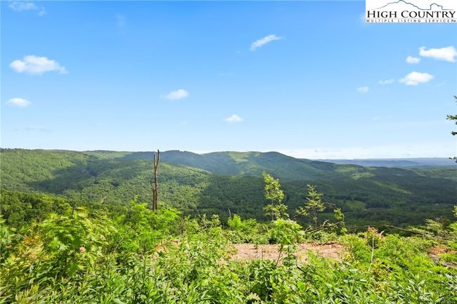 151 Cascade Dr, House other with 1 bedrooms, 1 bathrooms and null parking in Purlear NC | Image 23