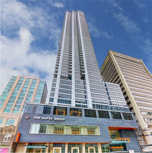 3205-395 Bloor St E, Toronto, ON, M4W0B4 | Card Image