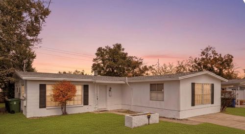 2312 E 112th Ave, TAMPA, FL, 33612-6245 | Card Image