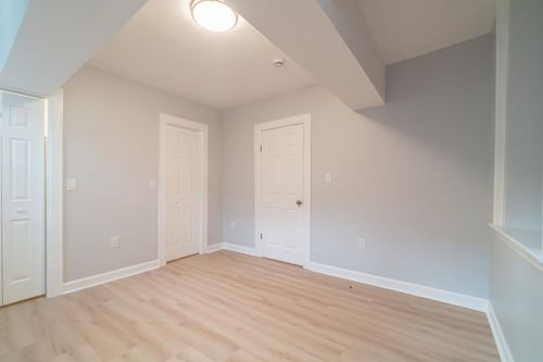 2-331 79th St, North Bergen, NJ, 07047-5642 | Card Image