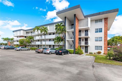 apt-210-2991 46th Ave, Lauderdale Lakes, FL, 33313-1847 | Card Image