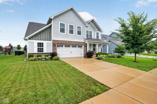 13570 Longrise Ln, Fishers, IN, 46037-4629 | Card Image