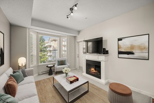 203-20281 53a Ave, Langley, BC, V3A3V6 | Card Image