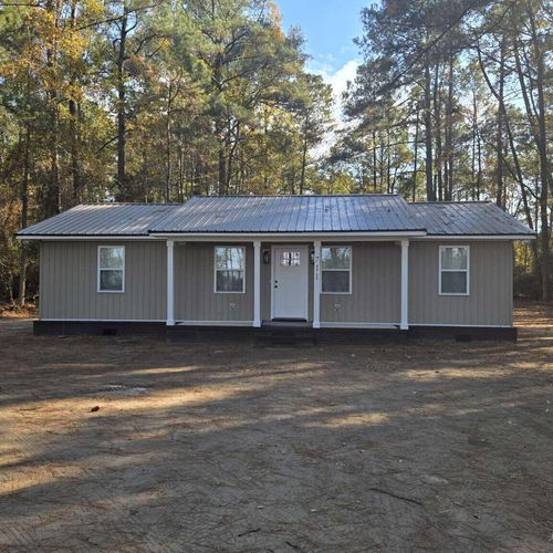 733 Rodeo Dr, Walterboro, SC, 29488-6049 | Card Image