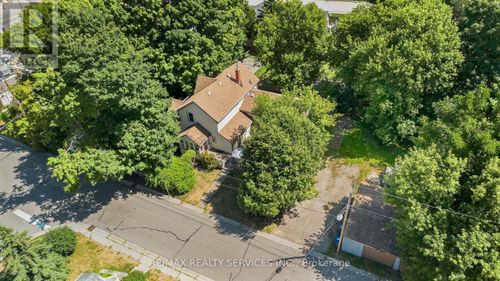 2 Parsons Avenue, Caledon (Caledon East), ON, L7C1G1 | Card Image