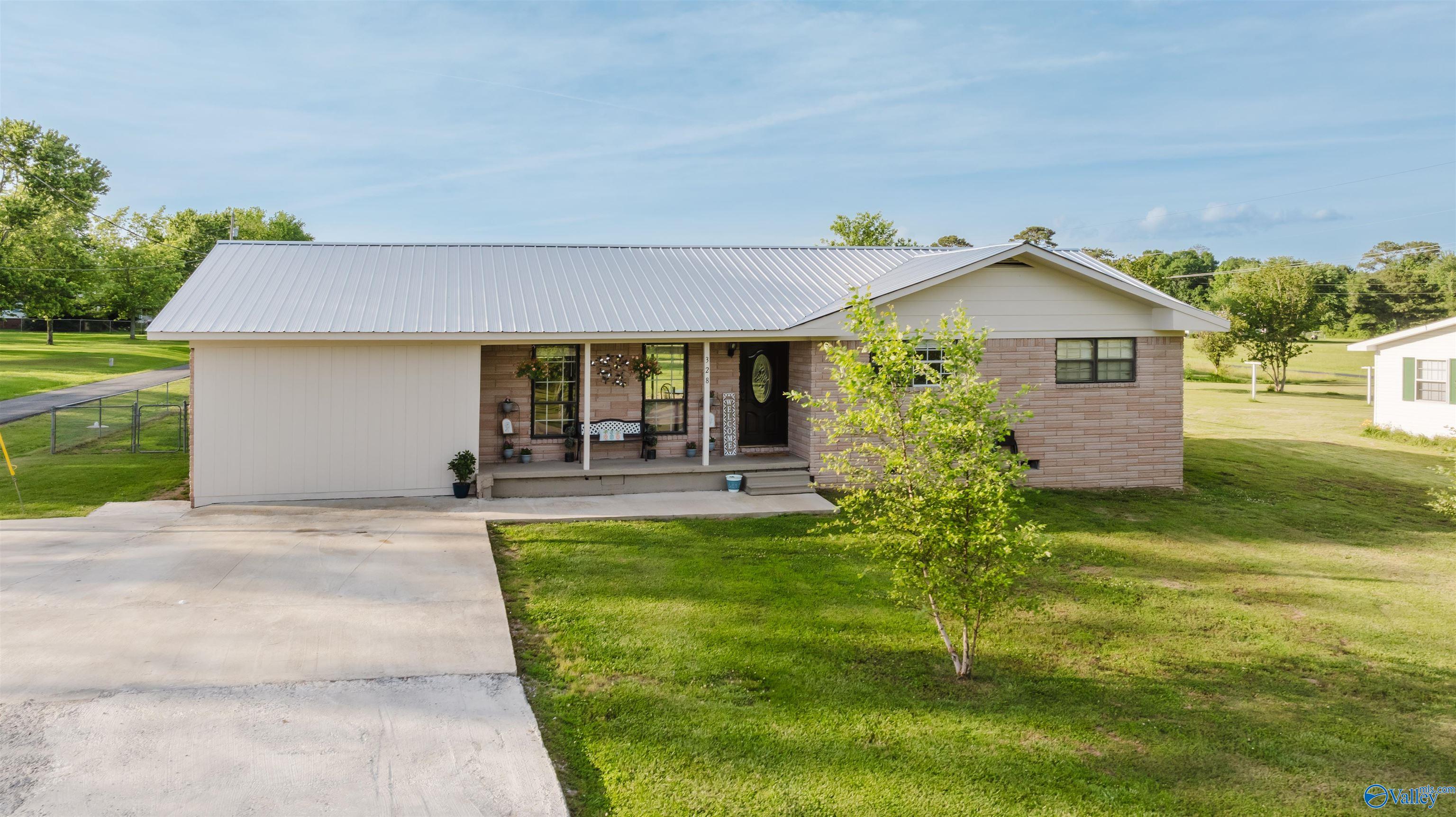 Willingham St, Rainsville, AL 35986