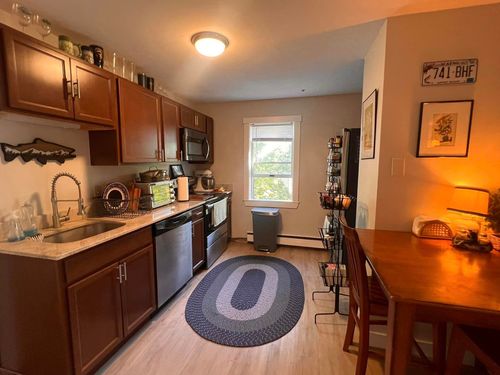 apt-e-39 Saint Thomas St, Dover, NH, 03820-3757 | Card Image