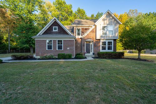 2942 Clark State Xing, Blacklick, OH, 43004-7166 | Card Image