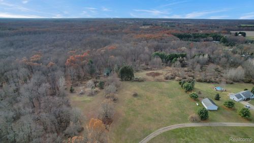 1068 Crocus Trl, Dansville, MI, 48819 | Card Image