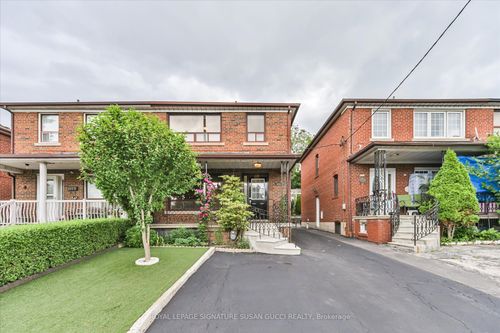 2175 Dufferin St, York, ON, M6E3R9 | Card Image