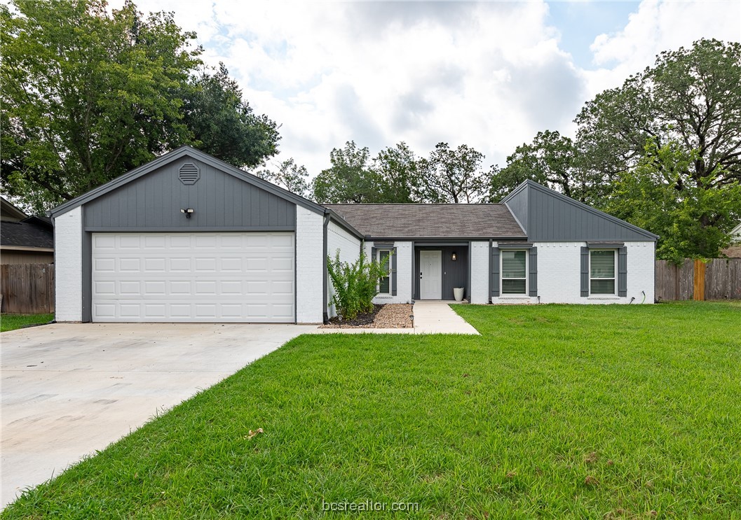 Austin Ave, College Station, TX 77845