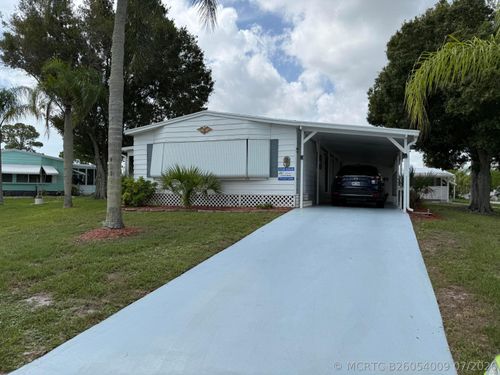 2 Jose Martin, Fort Pierce, FL, 34951-2839 | Card Image