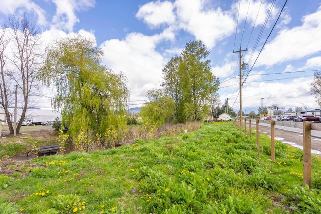 41023 Yale Road, House other with 2 bedrooms, 1 bathrooms and 10 parking in Chilliwack BC | Image 34