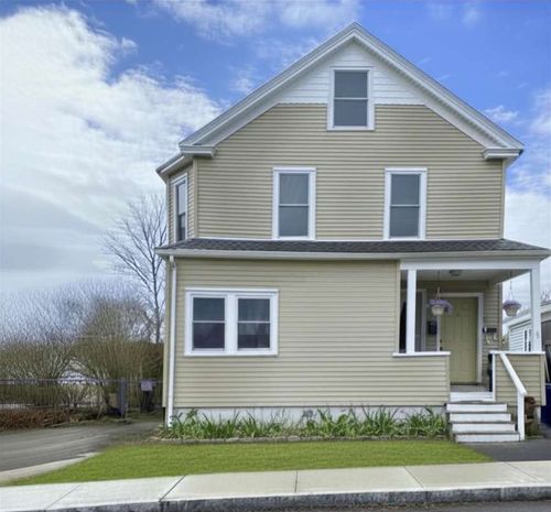 19 Vernon Ave, Newport, RI, 02840-1431 | Card Image