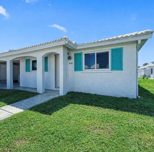 676 El Centro, LONGBOAT KEY, FL, 34228-1616 | Card Image