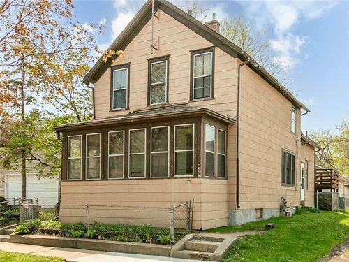 587 Bay St, Saint Paul, MN, 55102-3903 | Card Image