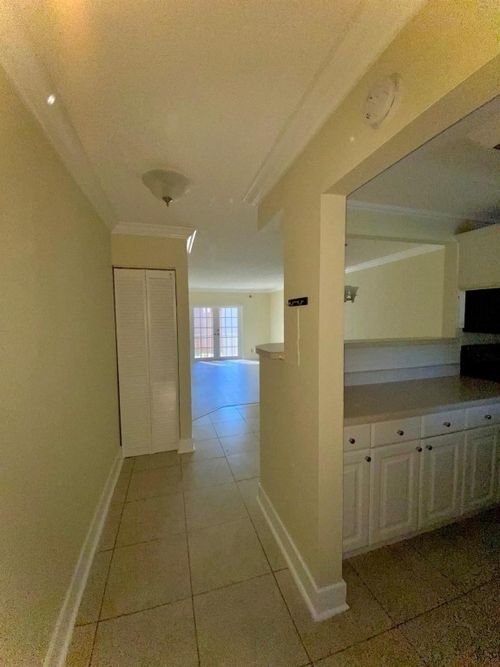 231-8512 Old Country Manor, Davie, FL, 33328 | Card Image