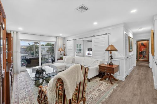 apt-3-6471 Bay Club Dr, Fort Lauderdale, FL, 33308-1732 | Card Image