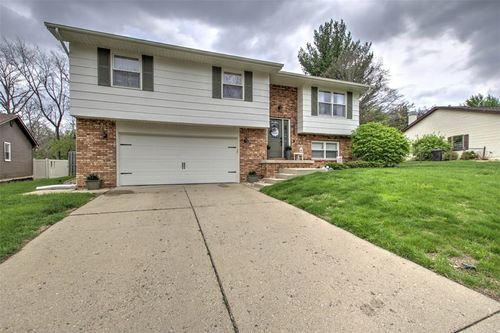 2926 N Primrose Ln, Decatur, IL, 62526-1550 | Card Image