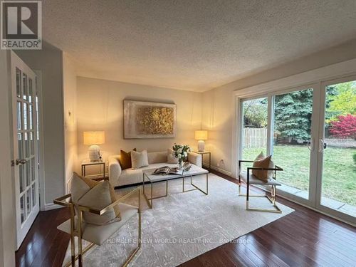 227 Hollyberry Trail, North York, ON, M2H2P3 | Card Image