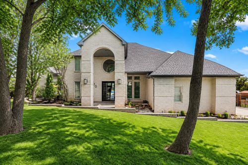 810 Pennsylvania Ave, Kennedale, TX, 76060-5604 | Card Image