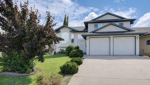 11509 83 Ave, Grande Prairie, AB, T8W2R1 | Card Image