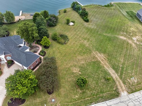 214 Slalom Ct, Minooka, IL, 60447-8805 | Card Image