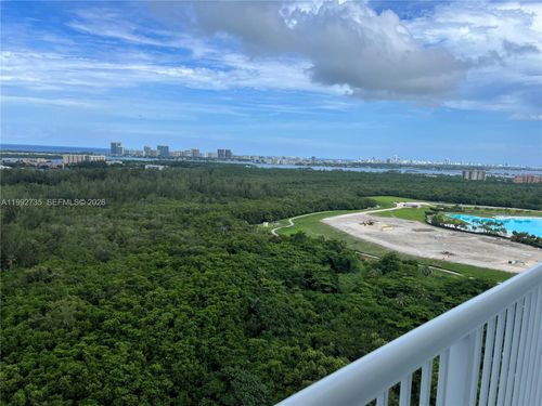 1706-14951 Royal Oaks Ln, North Miami, FL, 33181-2481 | Card Image